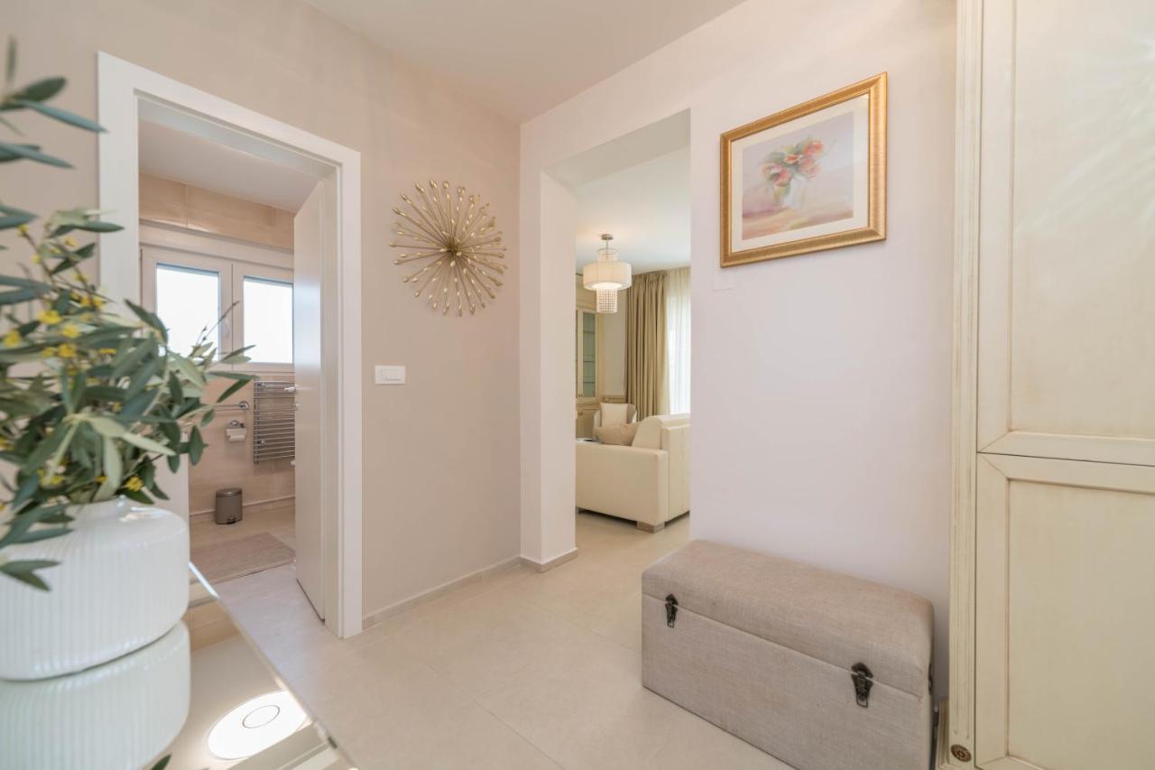 Apt Gioan Novigrad, 500M To Sea, Private Heated Jacuzzi, Bbq, Private Parking Novigrad  Exterior photo